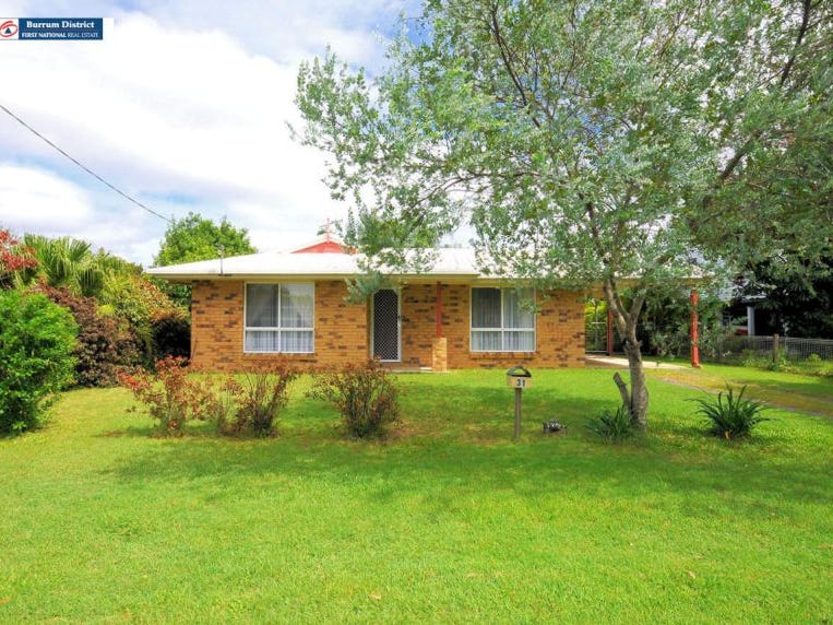 31 William Street, Howard, QLD 4659