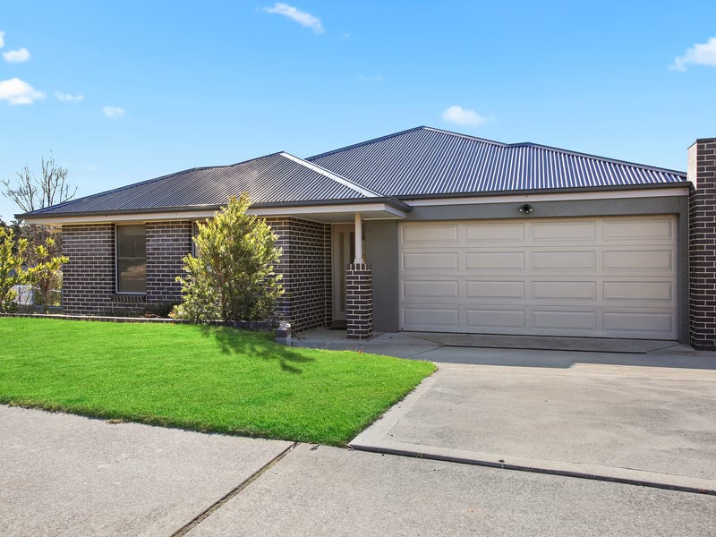 18 Garran Ave, Renwick, NSW 2575 Property Details