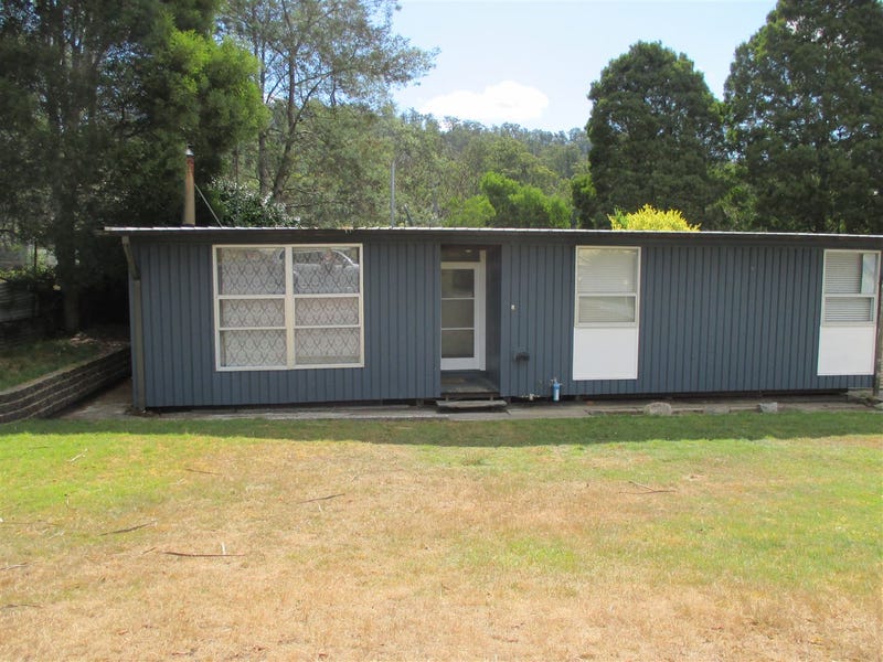8 Gum Drive, Rosebery, TAS 7470