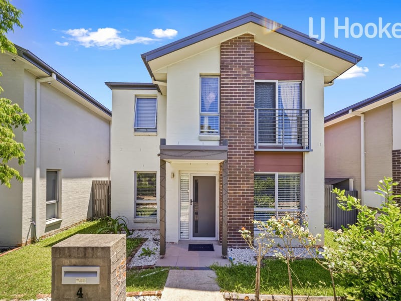 Houses for Sale in Middleton Grange, NSW 2171