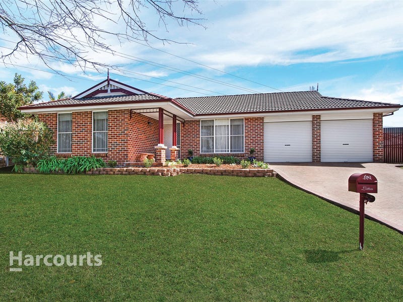 10 Ashton Vale Grove, Horsley, NSW 2530