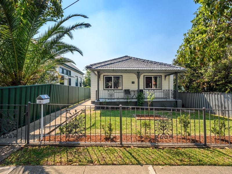 35 Woodstock Street, Mayfield, NSW 2304