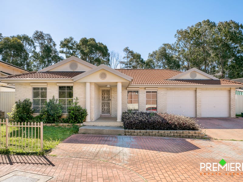 25 Hilton Crescent, Casula, NSW 2170 Property Details