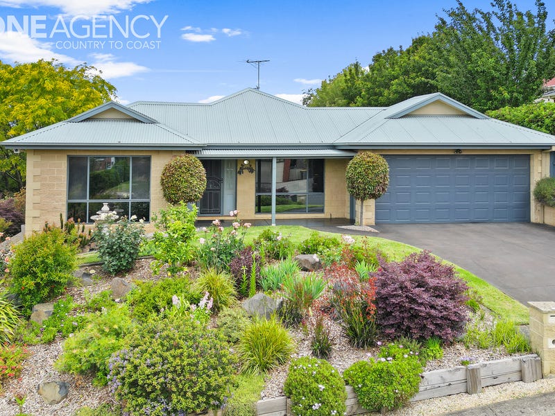 1 Deakin Court, Warragul, Vic 3820 Property Details