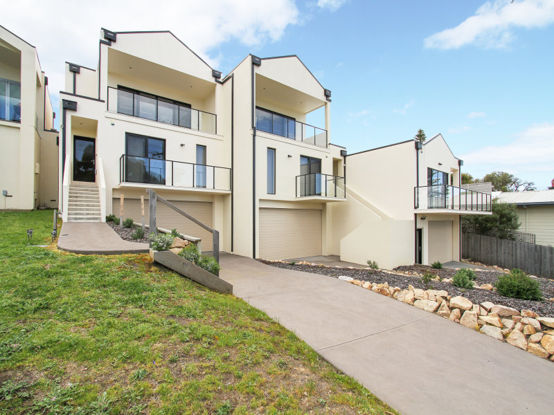 102 Carpenter Street, Lakes Entrance, VIC 3909