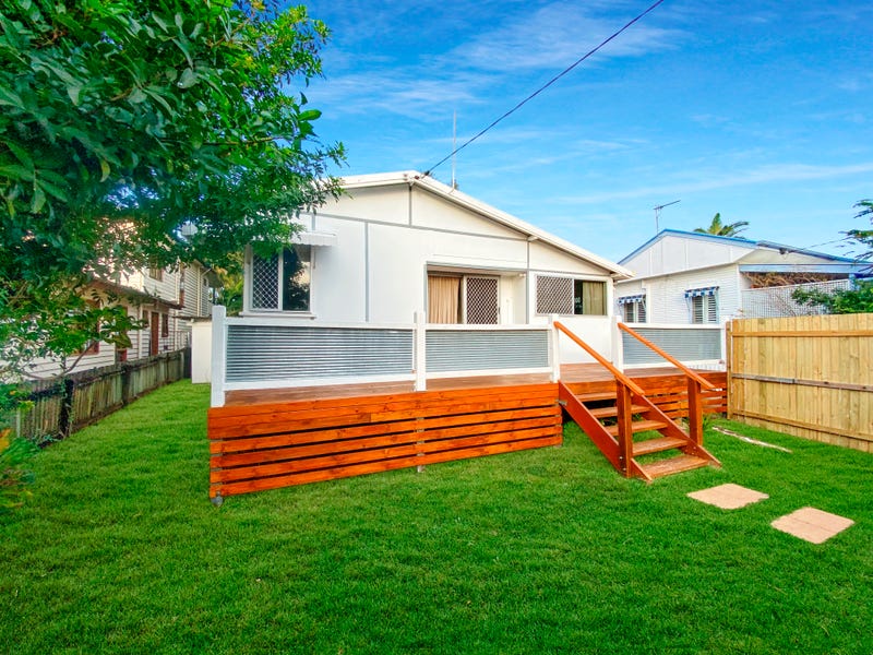 127 Landsborough Parade, Golden Beach, QLD 4551