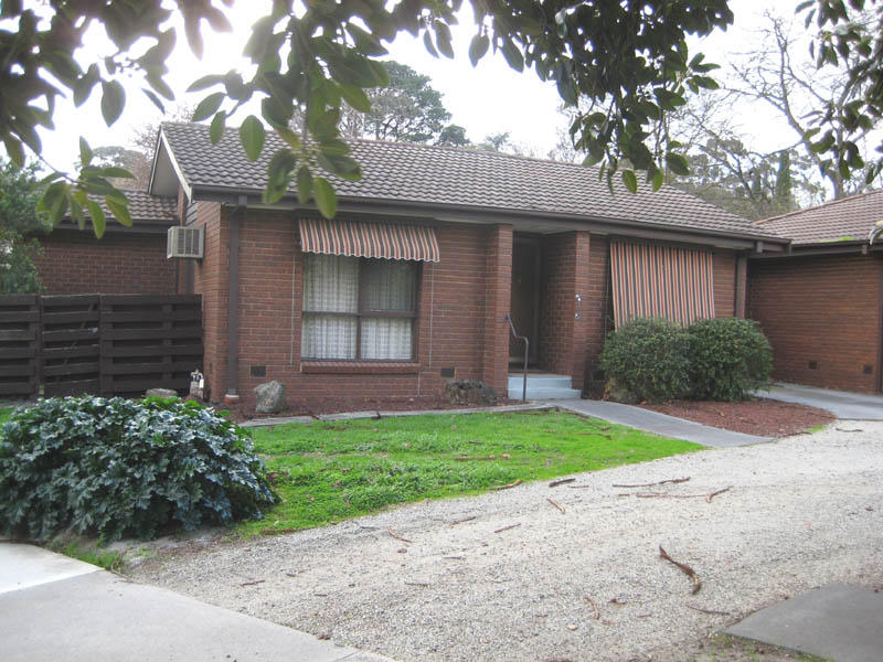 1/31 Peel Street, Berwick, Vic 3806 Property Details