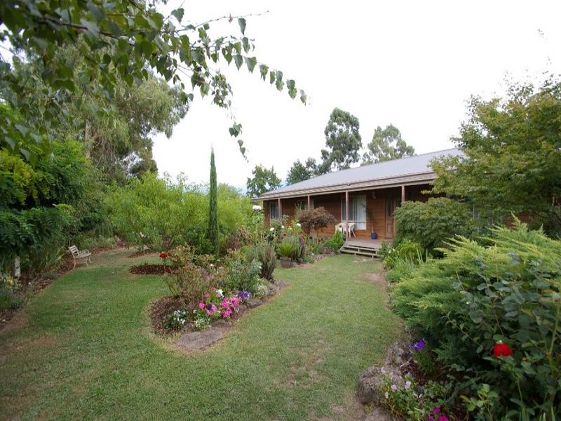 31 Farnham Road, Healesville, VIC 3777