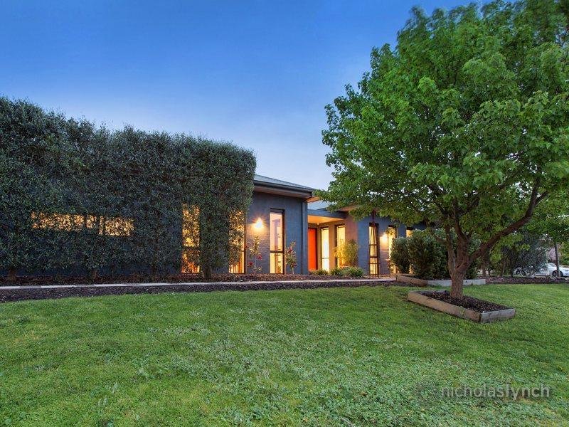 6 Longwood Drive, Mornington, VIC 3931