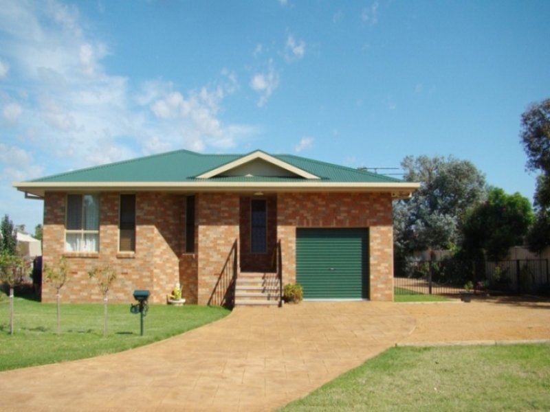 42 Manildra Street, Narromine, NSW 2821