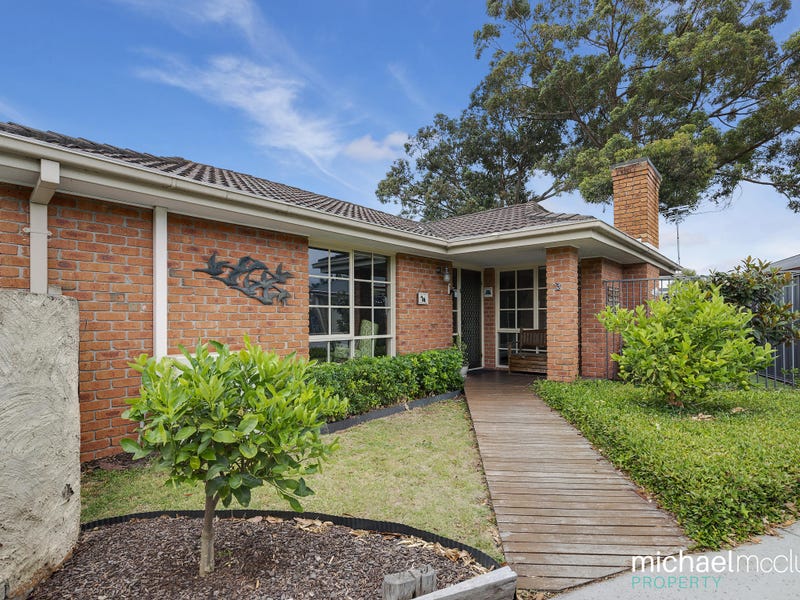2 Prestwick Court, Frankston, VIC 3199