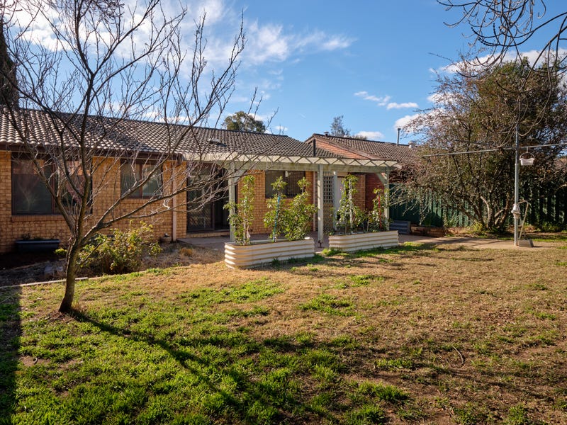 21 Macfarlan Place, Latham, ACT 2615 Property Details