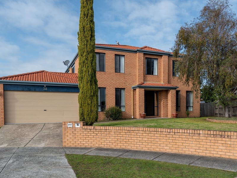 32 Mariner Close, Cranbourne North, VIC 3977