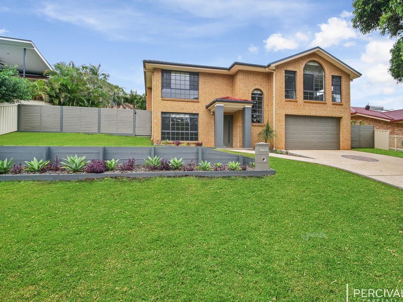 298 Crestwood Drive, Port Macquarie, NSW 2444