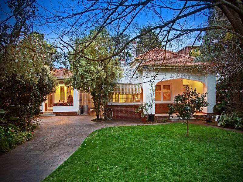 1A Tennyson Street, Elwood, Vic 3184 Property Details