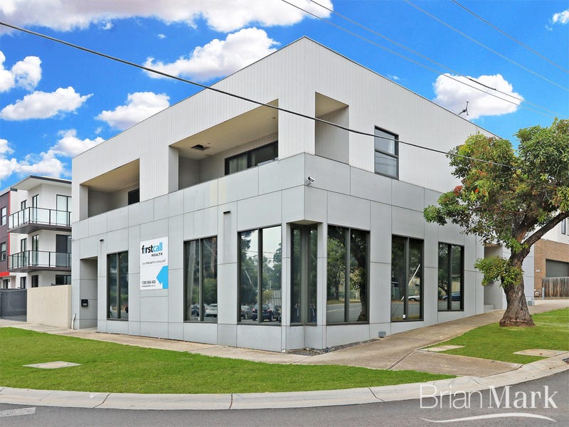 3/221 Watton Street, Werribee, Vic 3030 Property Details