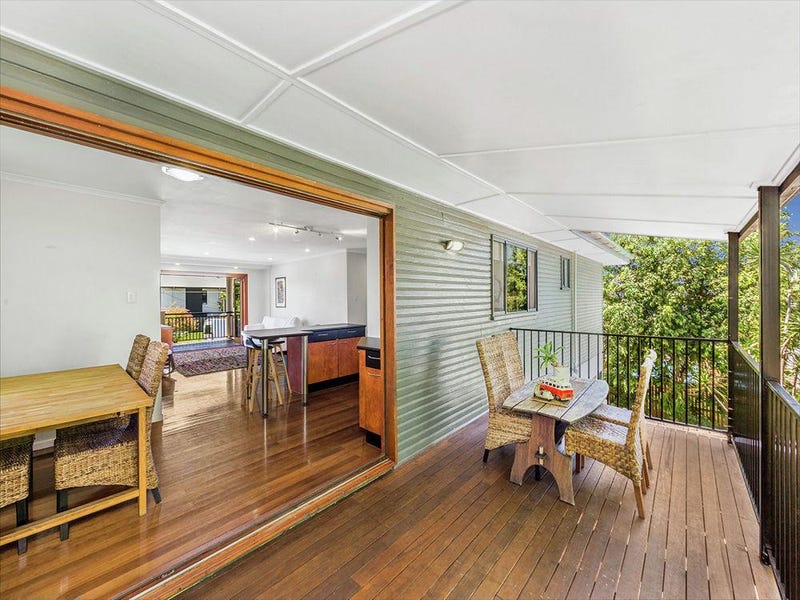 211 Gordon Parade, Manly, QLD 4179