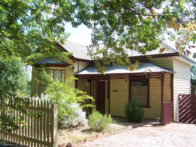 31 Wedge Street, VIC 3444