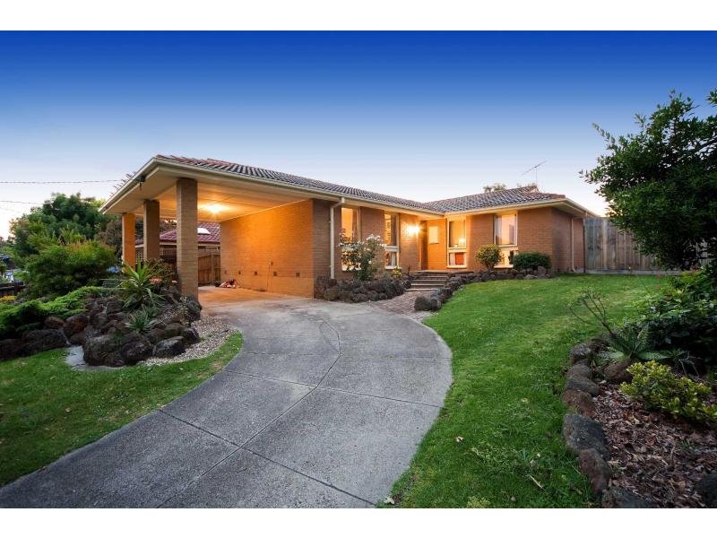 13 Oaklands Crescent, Frankston, Vic 3199 Property Details