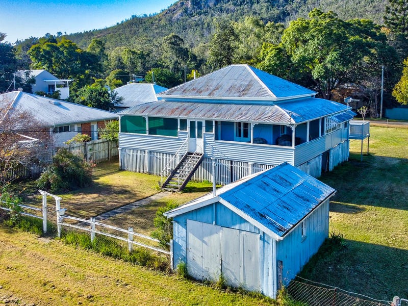 17 Russell Street, Esk, Qld 4312 Property Details