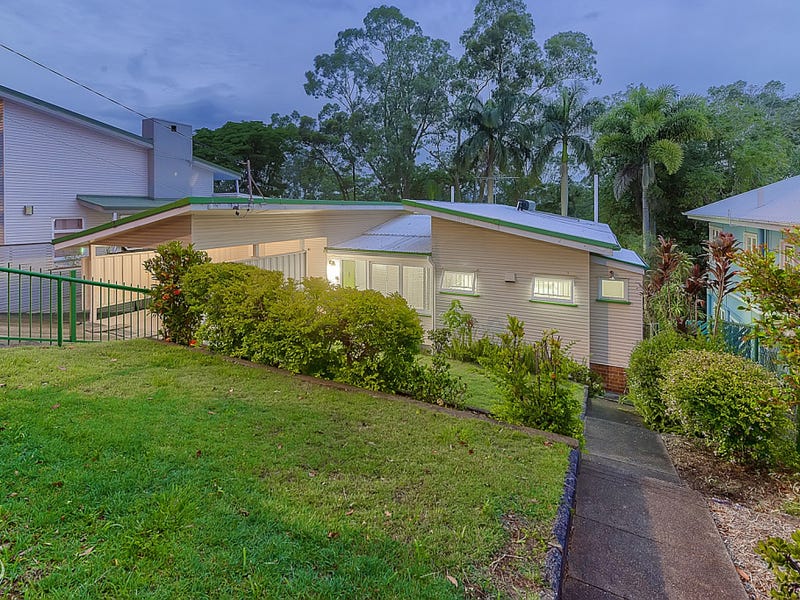 100 Banks Street, Alderley, QLD 4051