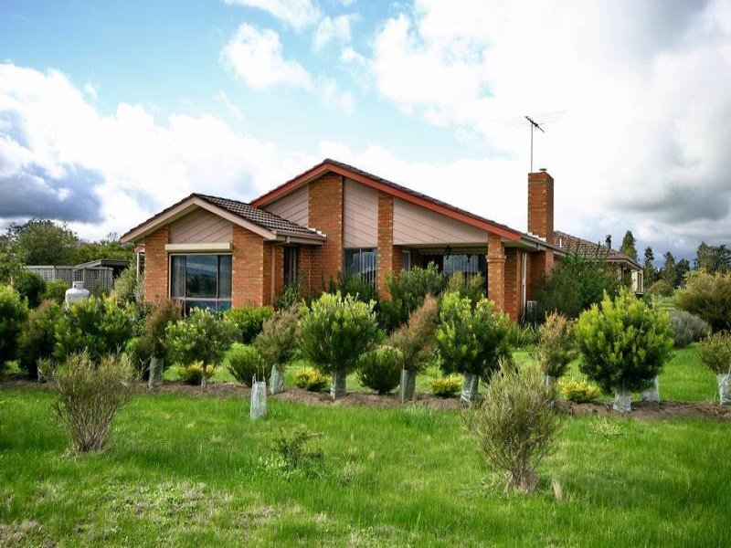 228 Old Western Highway, Myrniong, Vic 3341 Property Details