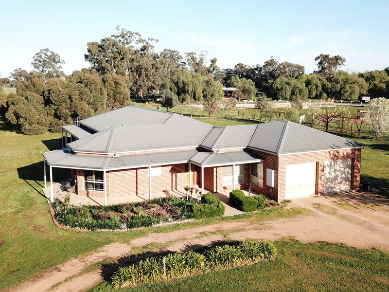 52 Osbornes Road, Mundoona, VIC 3635