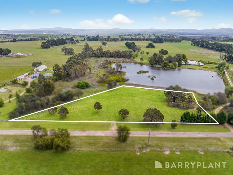 240 Mill Road, Kilmore, VIC 3764