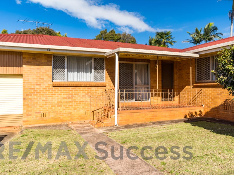 26 Joyce Street, South Toowoomba, QLD 4350