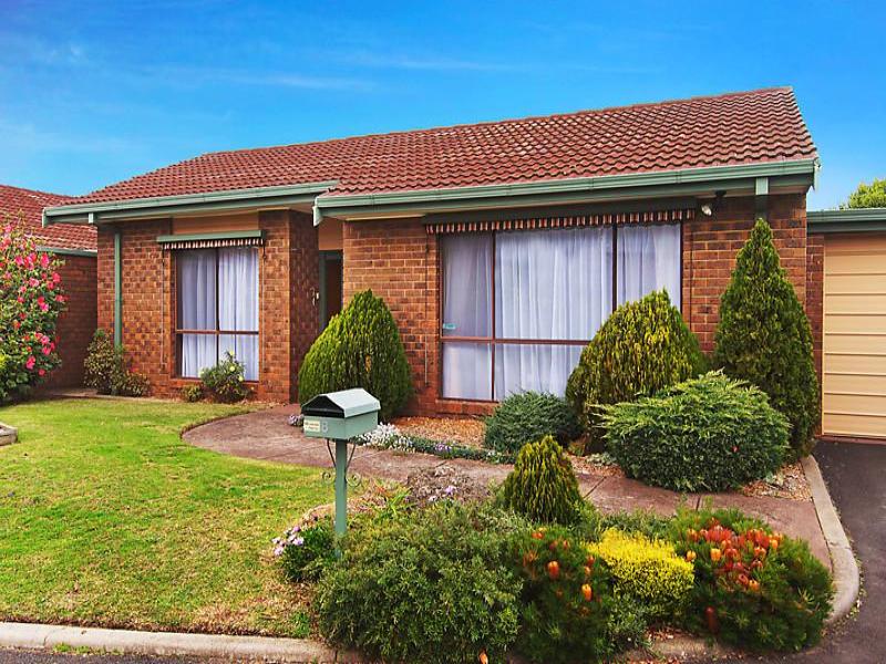 8 Everest Drive, Cheltenham, Vic 3192 Property Details