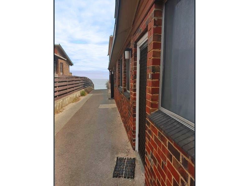 2/105 Esplanade, Port Noarlunga, SA 5167