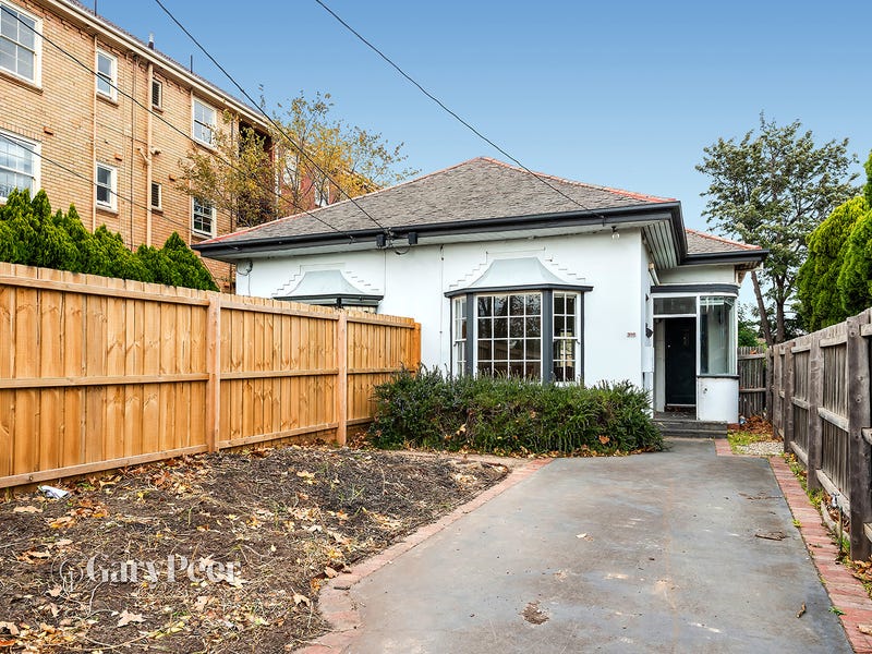 302 Dandenong Road, St Kilda East, VIC 3183