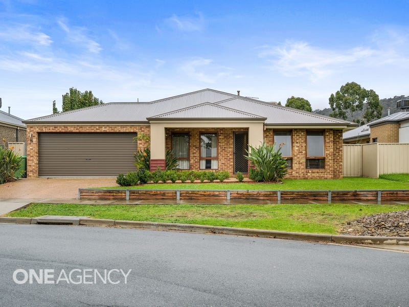 11 Middleton Cres, Wodonga, VIC 3690