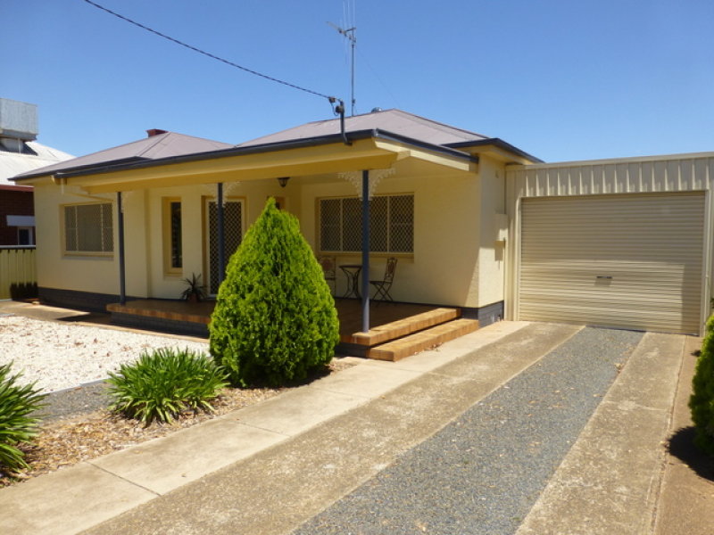 24 Armstrong Street, Parkes, NSW 2870 Property Details