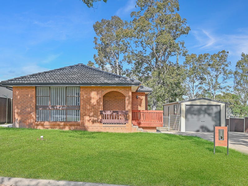 42 Scenic Circuit, Cranebrook, NSW 2749