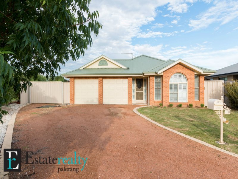 11 Scott Street, Bungendore, NSW 2621 Property Details