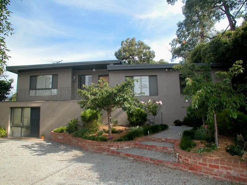 88 Lomond Avenue, Kilsyth, Vic 3137 Property Details