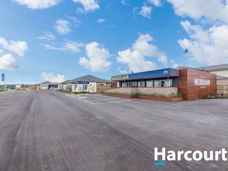 1 Stoneleigh Road, Cranbourne North, VIC 3977