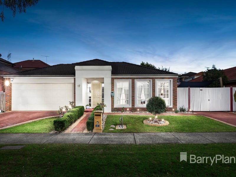 17 Trinity Way, South Morang, Vic 3752 17 Trinity Way, South Morang, Vic 3752