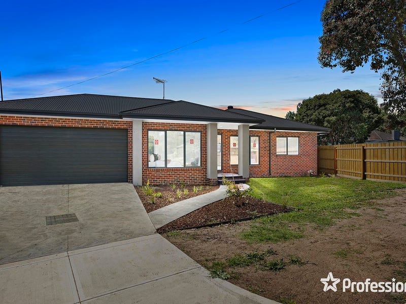 16/5 Elamo Road, Healesville, Vic 3777 House for Sale