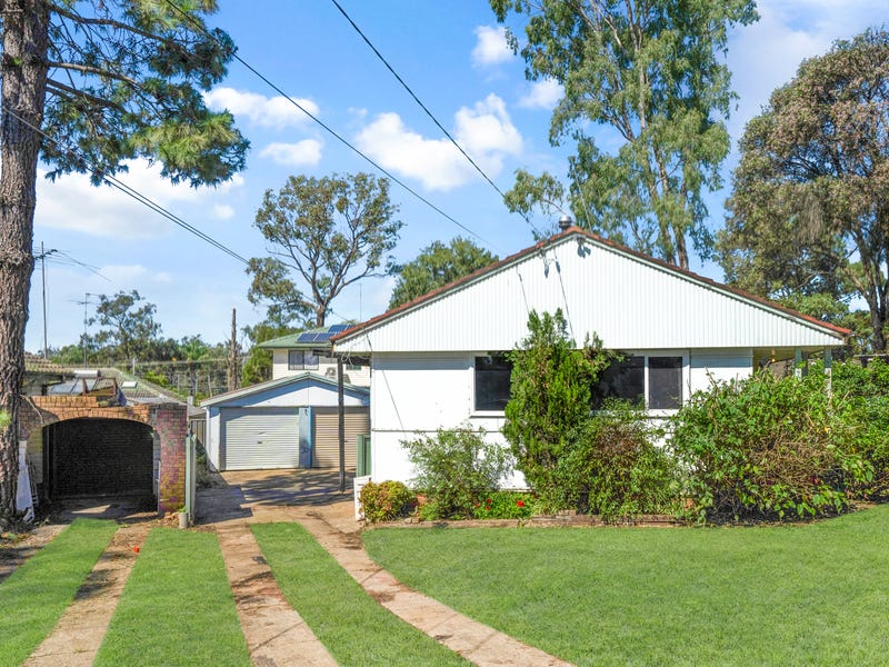 17 Rotorua Street, Lethbridge Park, NSW 2770