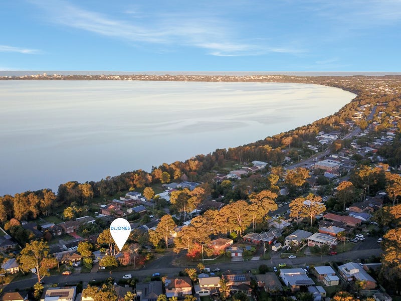 41 Donegal Road, Berkeley Vale, NSW 2261