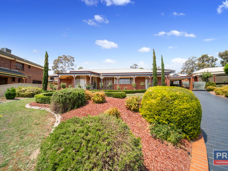 2 Kooyong Close, Kennington, Vic 3550 Property Details