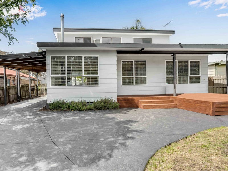 60 Glenalva Parade, Cannons Creek, VIC 3977