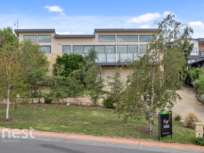 8 Spinnaker Cres, Tranmere, TAS 7018