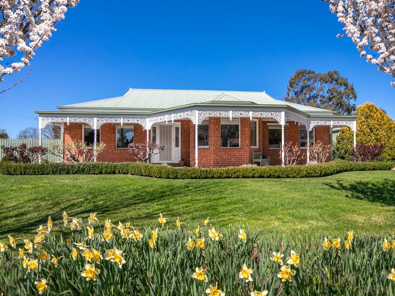 2 Hemphill Court, Lancefield, Vic 3435 House for Sale