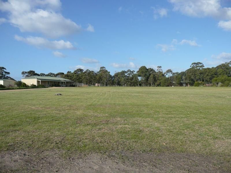 30 May Park Drive, Paynesville, Vic 3880 Property Details