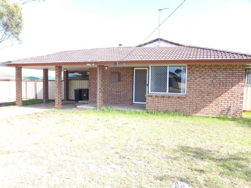 32 Derrick Street, Jerramungup, WA 6337 Property Details