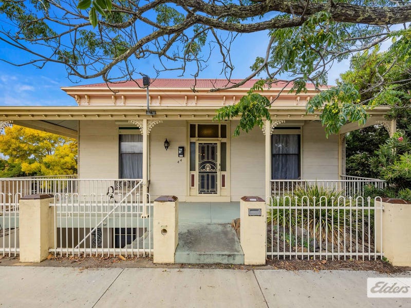 44 Barkly Street, Ararat, Vic 3377 House for Sale