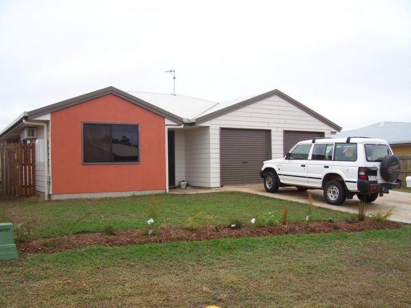 24 Savannah Drive, Moranbah, Qld 4744 House for Rent